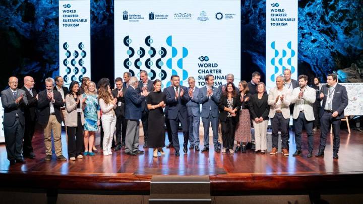 Lanzarote reafirma su liderazgo internacional en turismo sostenible tras una jornada histórica en Jameos del Agua