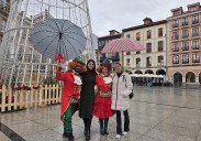 La campaña comercial de Navidad en Avilés regalará tickets para la pista de hielo y los caballitos