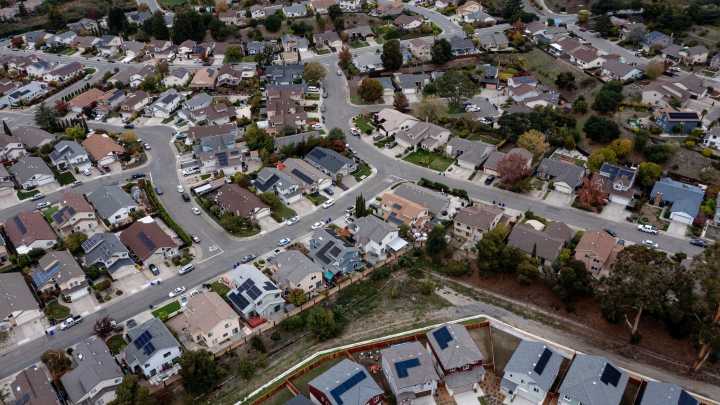 Mortgage rates finally moved lower last week, but that didn't do much for demand