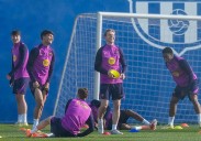 El Barça se aísla del 'caso Negreira' para reforzar el liderato