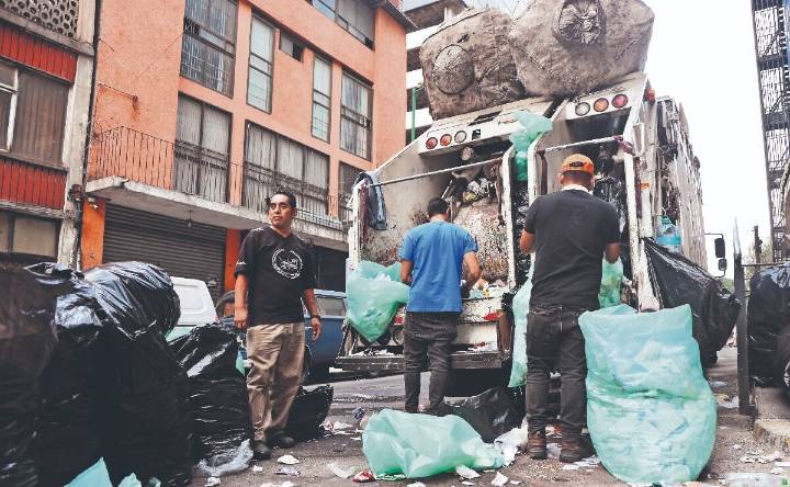 Separar basura será obligatorio en 2026, pero vecinos aseguran que nadie les explicó cómo