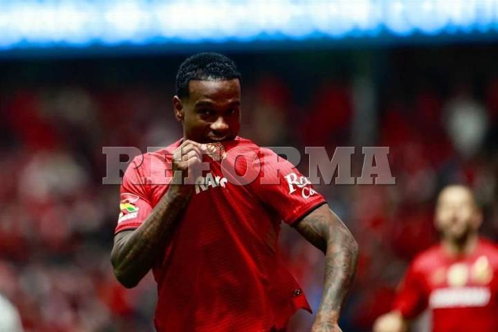 Toluca sufre rebelión de Rayados, pero avanza a la Final