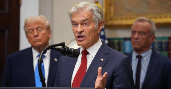 Dr. Oz Lectures Federal Workers on Healthy Holiday Eating