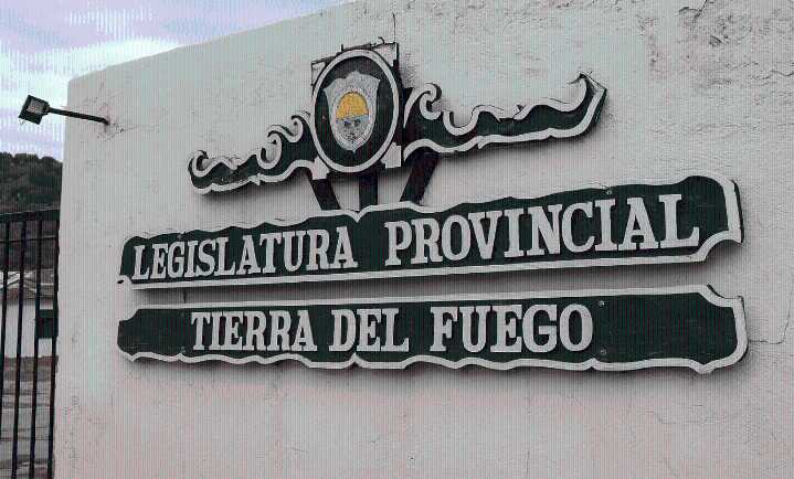 Nueva suspensión y nueva fecha para la sesión legislativa