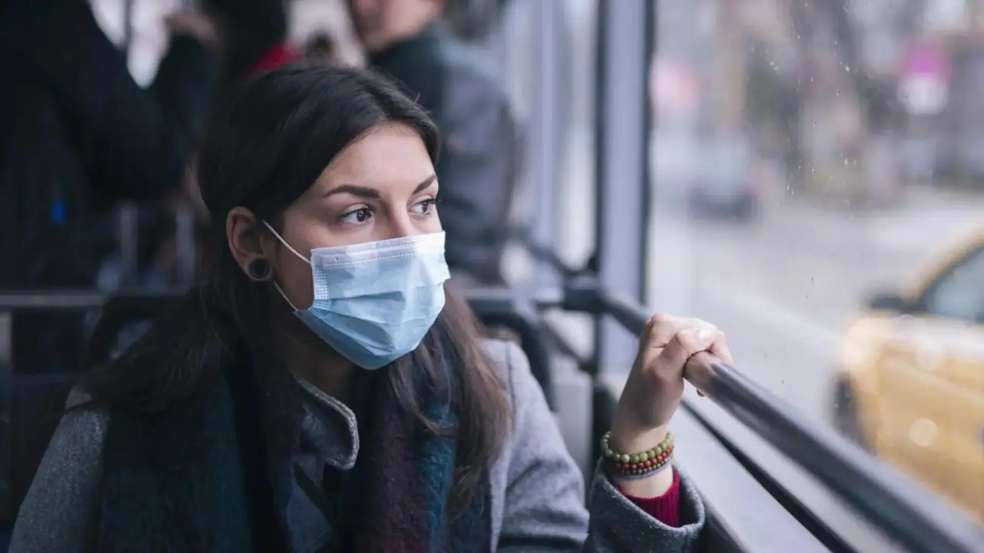 Salut prevé que el pico de la gripe en Catalunya se alargue por las reuniones de Navidad