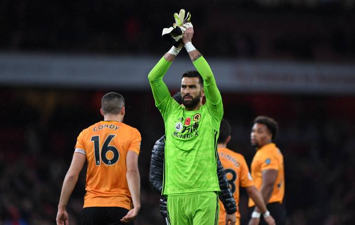 Former Wolves goalkeeper announces retirement
