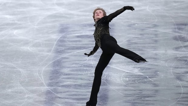 U.S. figure skating star Malinin lands record 7 quadruple jumps to win 3rd straight Grand Prix Final