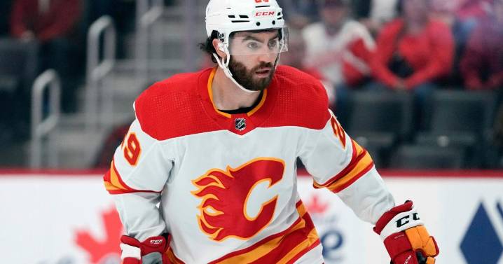 Blues sign Dillon Dube, who was acquitted in Hockey Canada sexual assault case, to AHL tryout