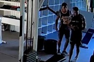 Un instructor de boxeo fue atacado por la espalda, recibió una brutal golpiza y quedó inconsciente