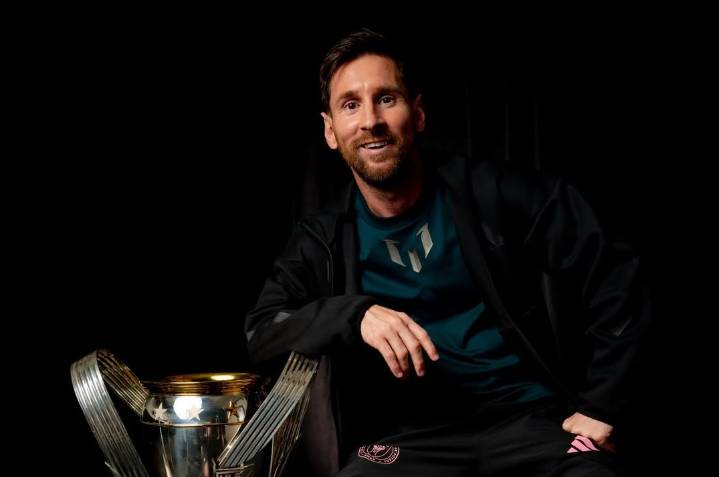 La visita de Messi a un estadio de Calcuta concluye con disturbios