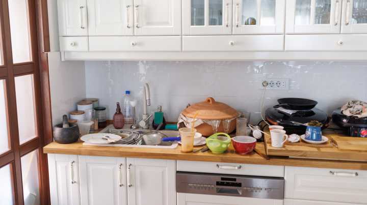 Turn An Old Desk Organizer Into A Unique Utensil Holder That Declutters Your Counters