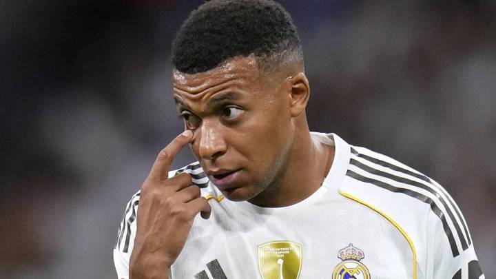 Kylian Mbappé Has Limited Training Session With Real Madrid Ahead Of UCL SportFit