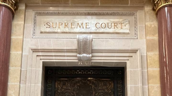 State Supreme Court to hear case challenging ICE detainers in county jails