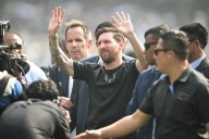 Caos, estafas y detenciones en India por la visita exprés de Lionel Messi a estadio Salt Lake Stadium