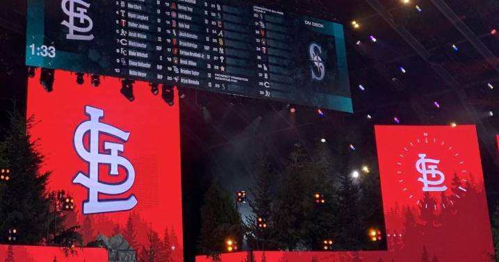 Cardinals fall to No. 13 in MLB draft lottery