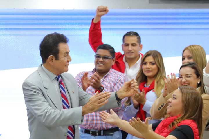 Casi una semana después de las elecciones, Honduras no tiene aún nuevo presidente electo