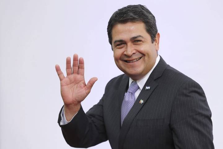 Juan Orlando Hernández agradece a Trump "por escuchar y responder" al conceder el indulto