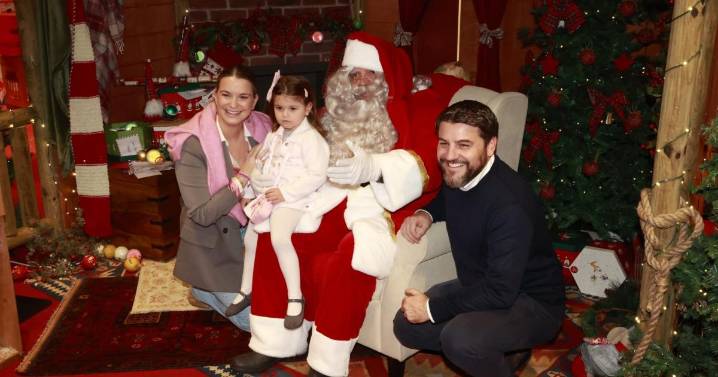 Prohens visita la casa de Papá Noel de El Corte Inglés
