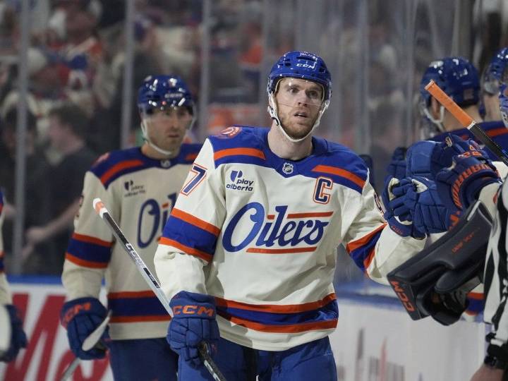 Edmonton Oilers spank Seattle 9-4, take two steps forward on the road back