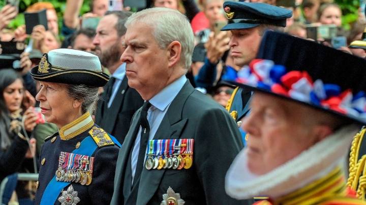 Policía de Londres descarta investigar penalmente al expríncipe Andrés por acusaciones de abuso