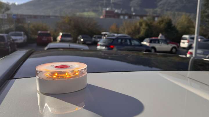 Orestes Serrano, responsable de comunicación de la Fundación Española para la Seguridad Vial: “No todas las balizas están homologadas, la DGT solo ha homologado 257. Si no, te multan con 80 euros”