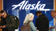 Alaska Lounge ranked second-worst airport lounge in U.S.