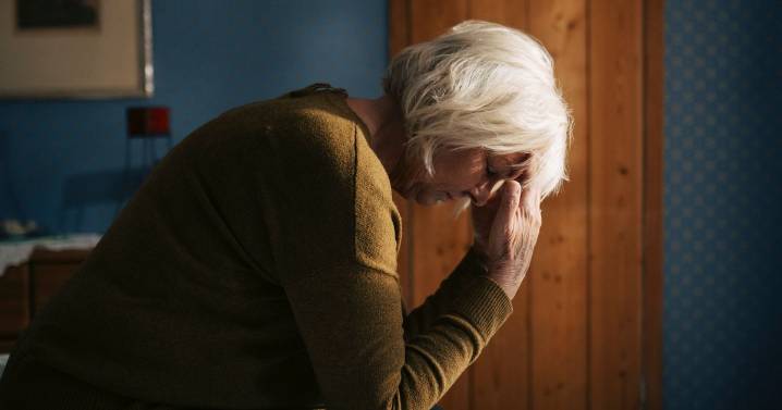 NHS winter warning as people urged to 'know the symptoms'