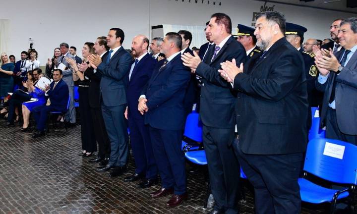 En acto de proclamación, recibieron sus certificados los 15 diputados y 82 concejales de la provincia electos