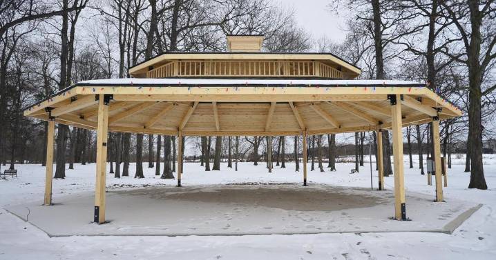Village of Bergen’s Hickory Park has new gazebo