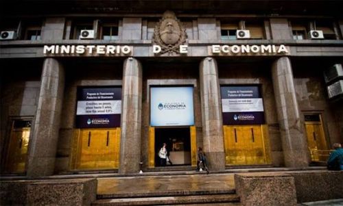 El Gobierno reordenó el Presupuesto 2025 y reforzó partidas para áreas clave