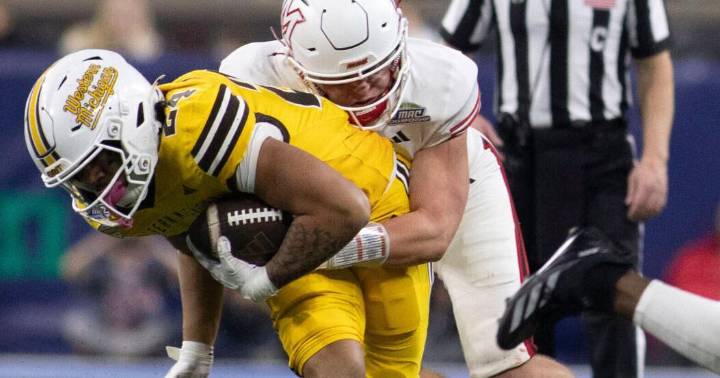 Western Michigan rolls to MAC Championship