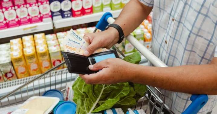 La inflación de noviembre fue del 2,5% y acumula un 31,4% en los últimos 12 meses