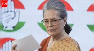 'Documents must've been forged': Court notice to Sonia Gandhi over voter fraud; Priyanka rebuts charges