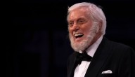 Dick Van Dyke, la estrella de Mary Poppins, cumple 100 años: ¿cuál es el secreto de su longevidad?