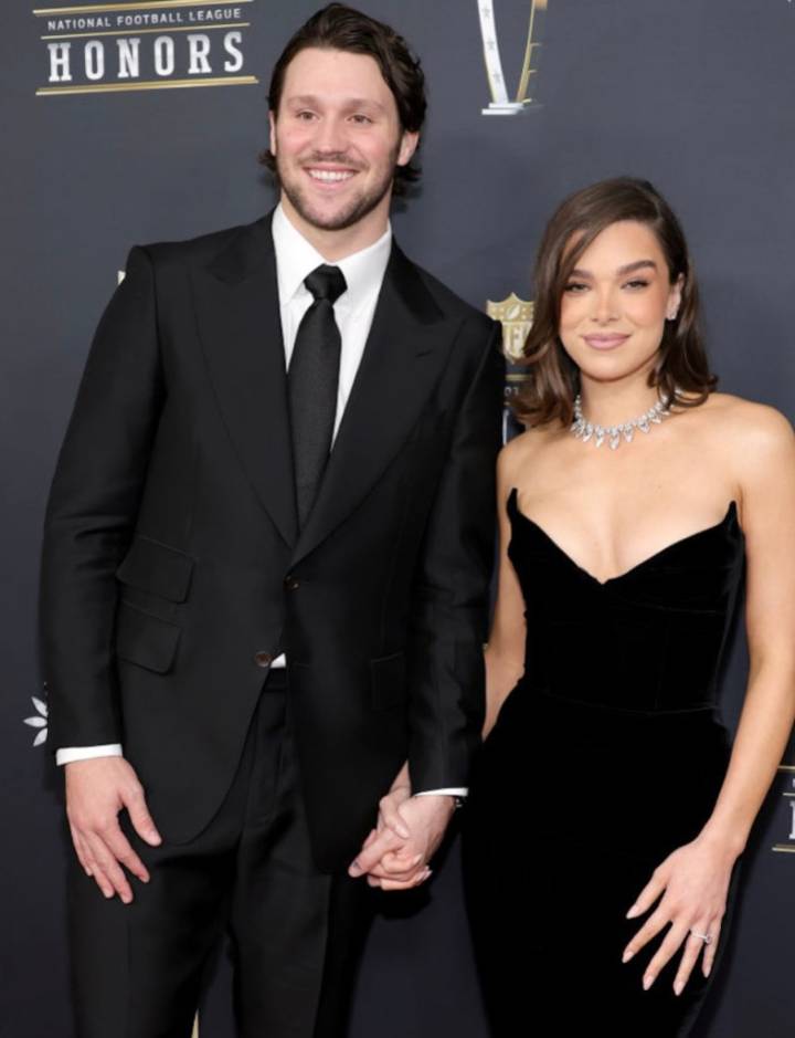 Oscar-Nominated Actress Pregnant, Expecting 1st Child With NFL QB Husband