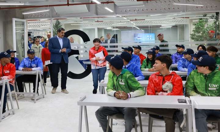 Presidente Maduro celebra 1º aniversario de la Universidad Nacional de las Ciencias “Dr. Humberto Fernández