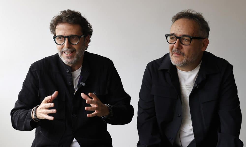 Love of Lesbian: “La emoción es el único bastión que la tecnología aún no ha conquistado”