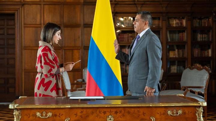 Jorge Iván Ospina ya no es embajador en Palestina: Cancillería derogó el decreto de nombramiento