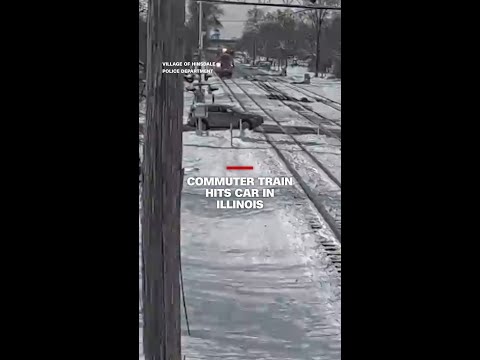 Commuter train hits car in Illinois