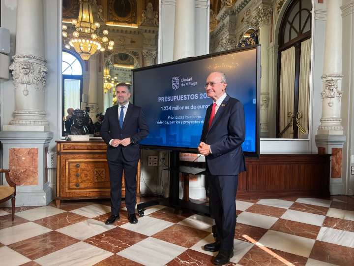Málaga propone un presupuesto municipal de 1.234 millones de euros para el próximo año