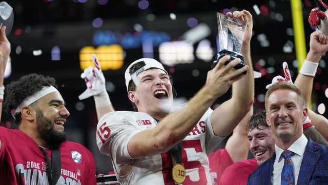 Indiana defeats Ohio State to win the Big Ten Championship