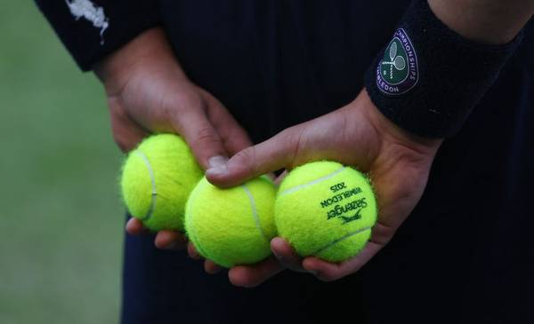 Tenista francés Folliot, suspendido 20 años por amaño de partidos