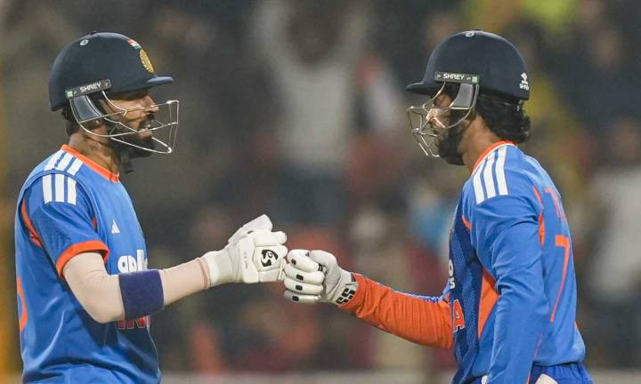 Don't want Gill to justify his place, want him to play like he does in IPL: ten Doeschate