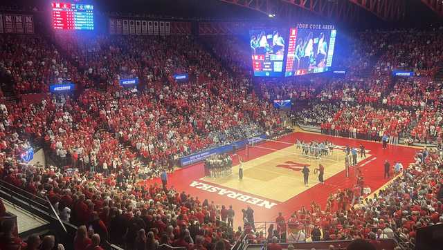 Nebraska volleyball sweeps LIU as Huskers begin their national title chase