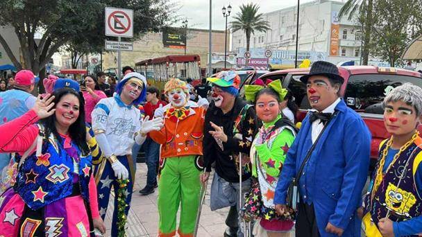 Adelantan los payasos celebración de su ´día´