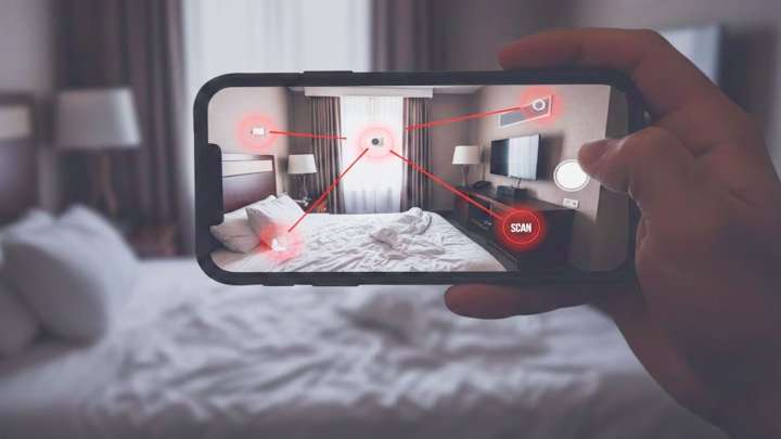 Cómo detectar cámaras ocultas en hoteles y departamentos con tu celular
