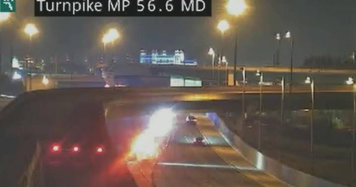 Fatal crash on Florida Turnpike southbound at I-595 in Broward County impacting Friday morning commute