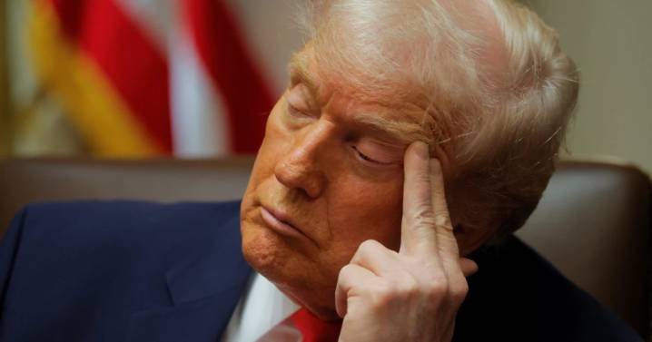 Cualquiera está "sujeto a ataque": Trump lanza amenaza de guerra a países con narcotráfico