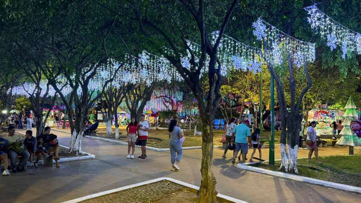 Yopal inauguró la exposición “Paseo de Invierno: de la Sabana al Polo Norte” en el Parque Principal