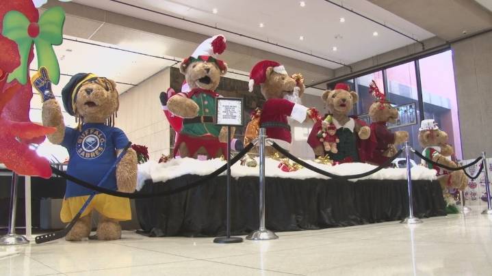 Boulevard Mall Bear Band returns to life at Seneca One holiday market